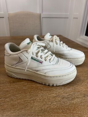 Reebok White Platform Leather Sneakers with Green Logo women’s 8
